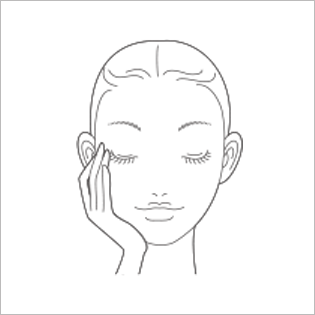 顔全体にていねいになじませます。