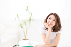 20代で美顔器を使うのはOK？