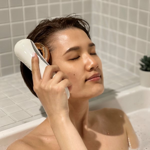 【美顔器のエビス化粧品】エステッド