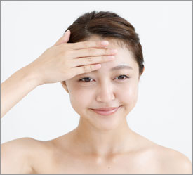 乾燥が気になる部分は重ね付けするとより効果的です。